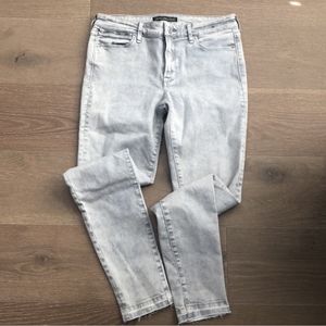 Abercrombie & Fitch light grey raw Hem skinny jeans